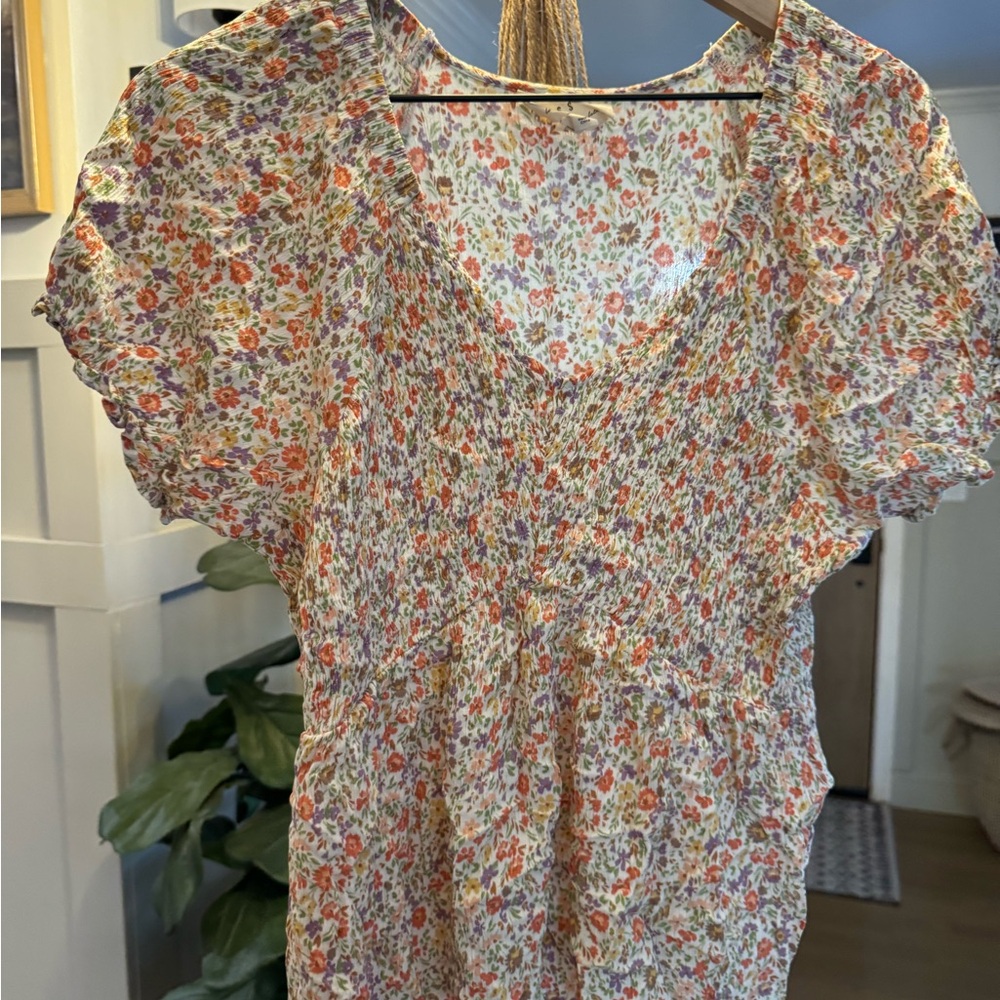 Floral V-Neck Blouse with Ruffle Sleeves